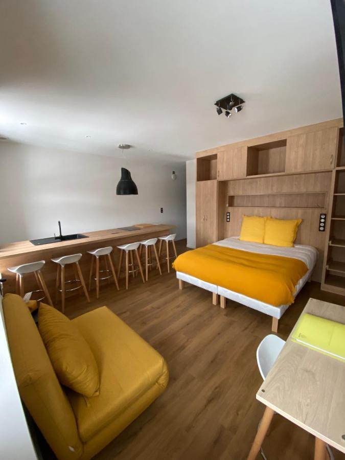 Hotel La Bonne Hotesse 샹봉 쉬르 라크 외부 사진