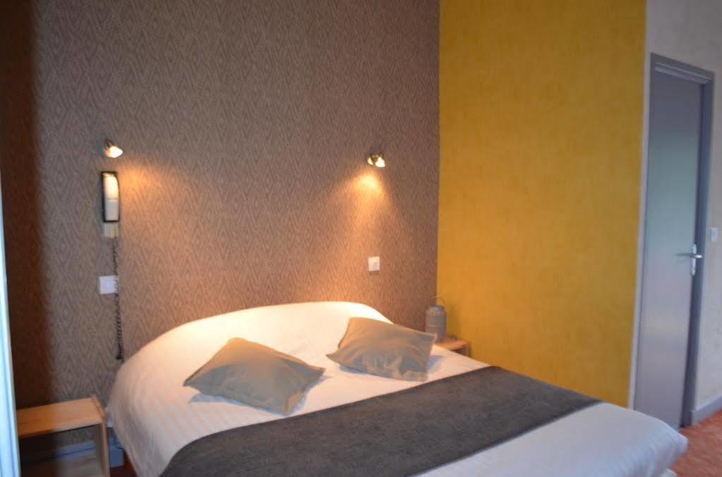 Hotel La Bonne Hotesse 샹봉 쉬르 라크 외부 사진